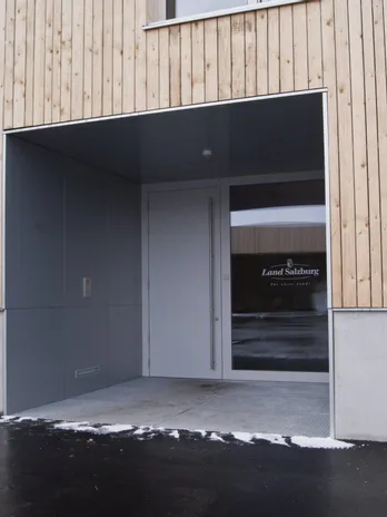 brandschutztuere-holz-strassenmeisterei1.jpg